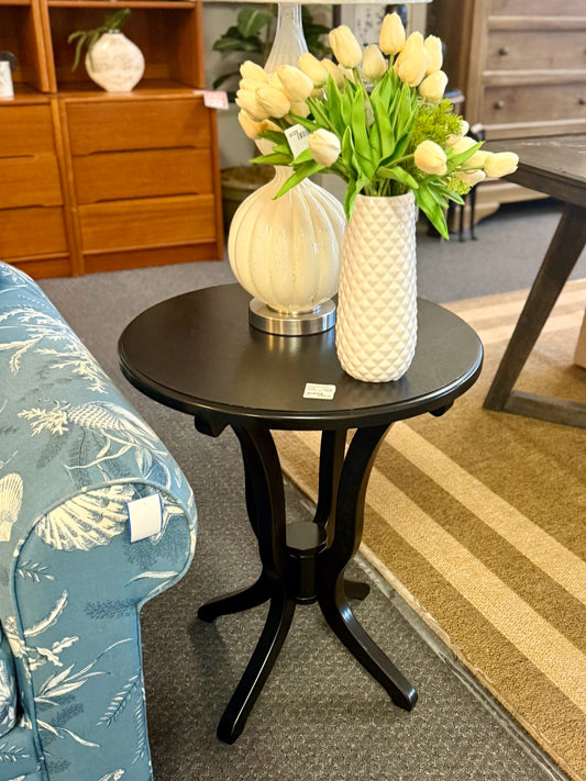 Black Pedestal Side Table