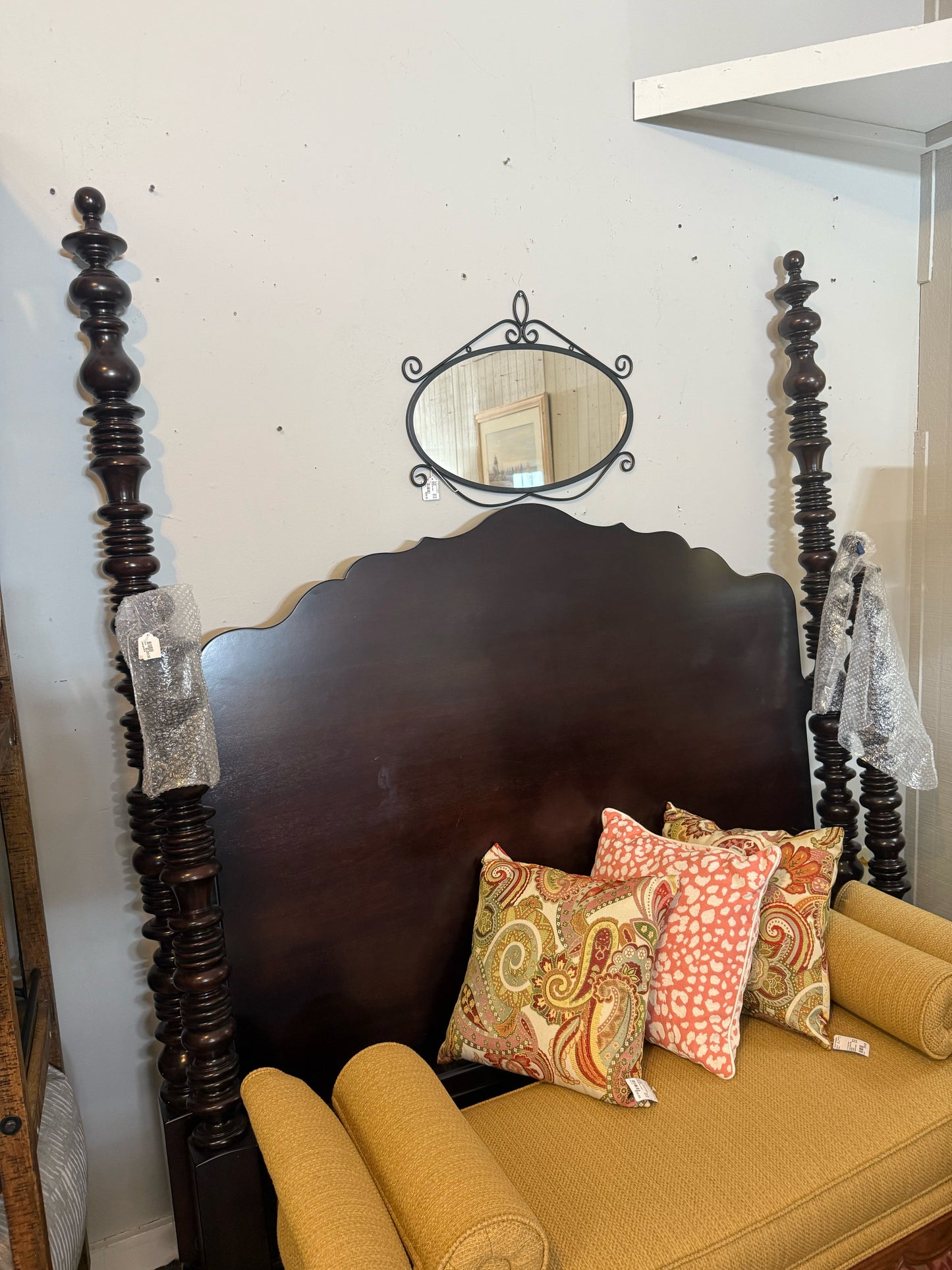 Ethan Allen Queen Mahogany 4 Poster Bed