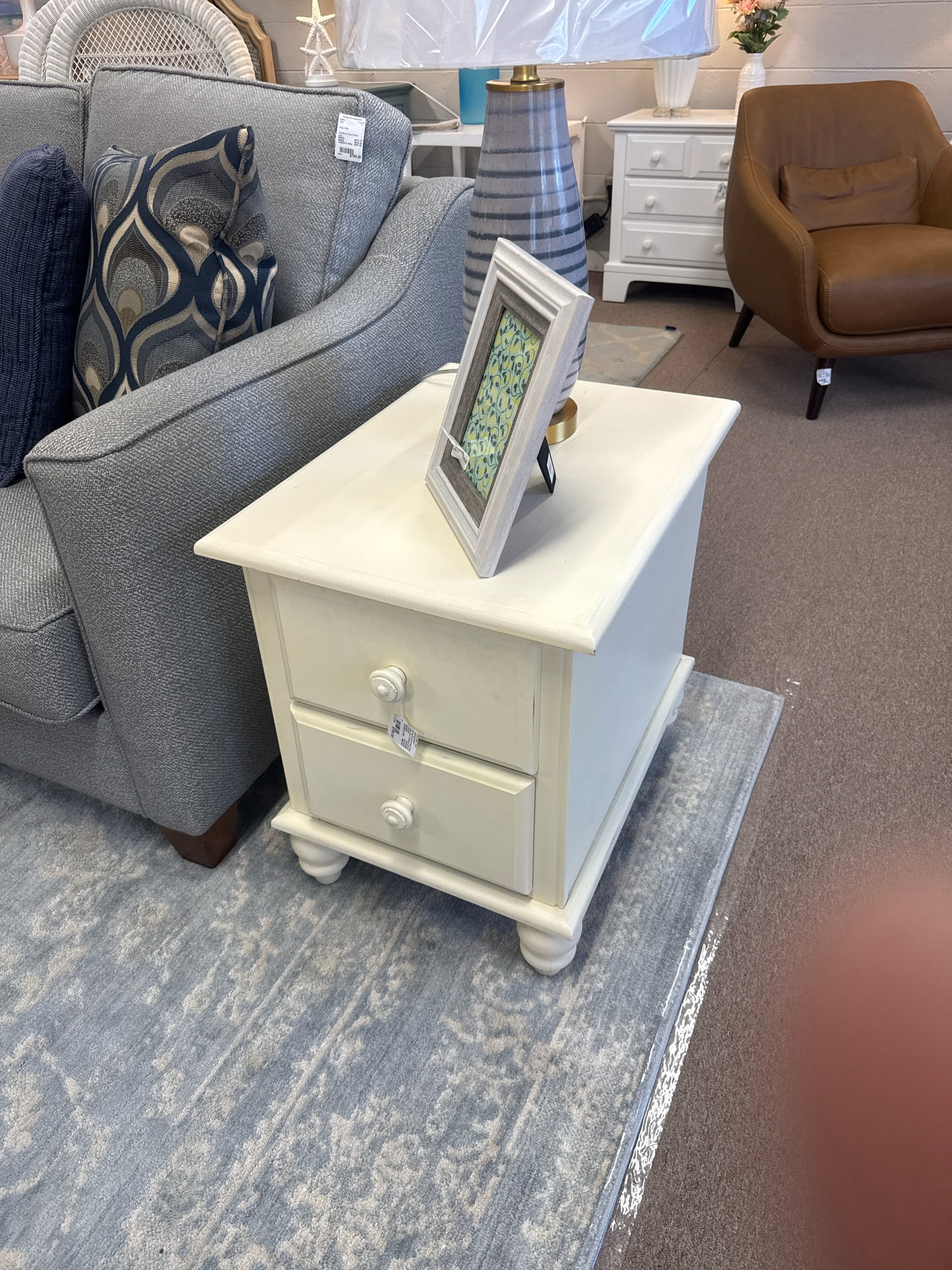Buttercream Side Table