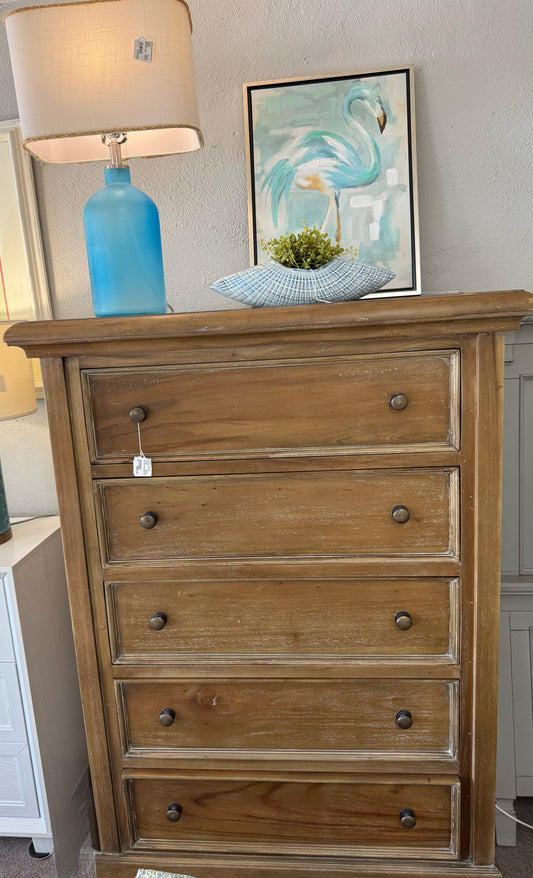 Whitewash Gentlemans Chest