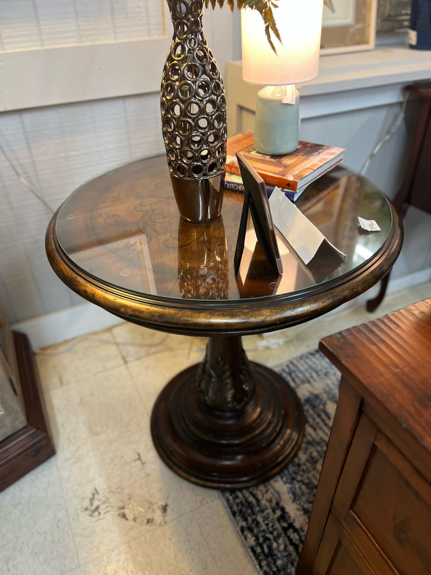 Hooker Inlaid Pedestal Table