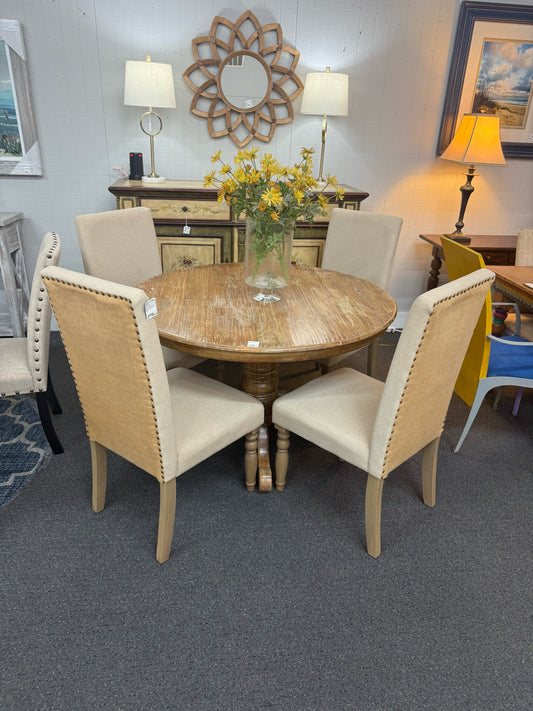 Set of 4 Burlap Back Dining Chairs