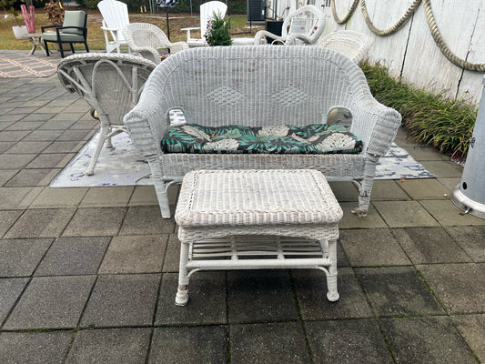 White Wicker Outdoor Settee