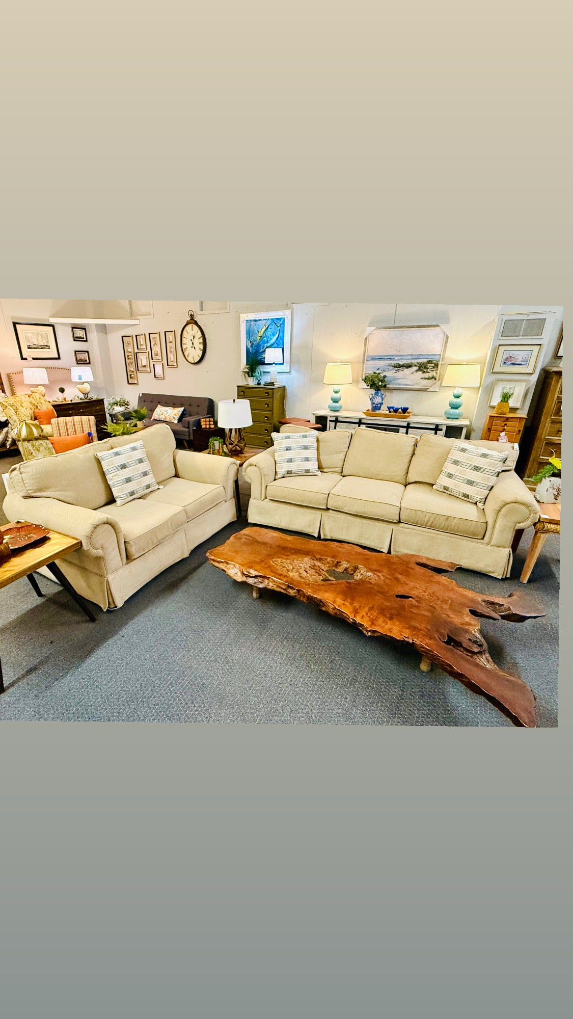 Bassett Dune Loveseat