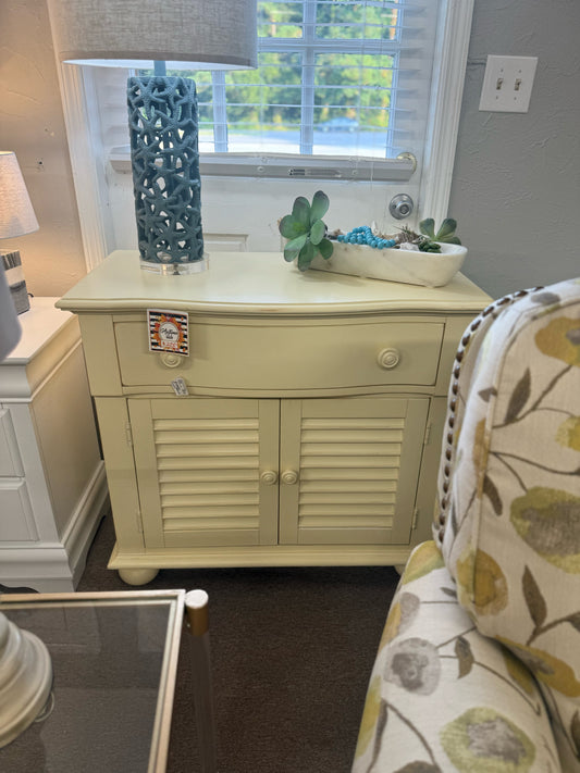 Buttercream Console Table