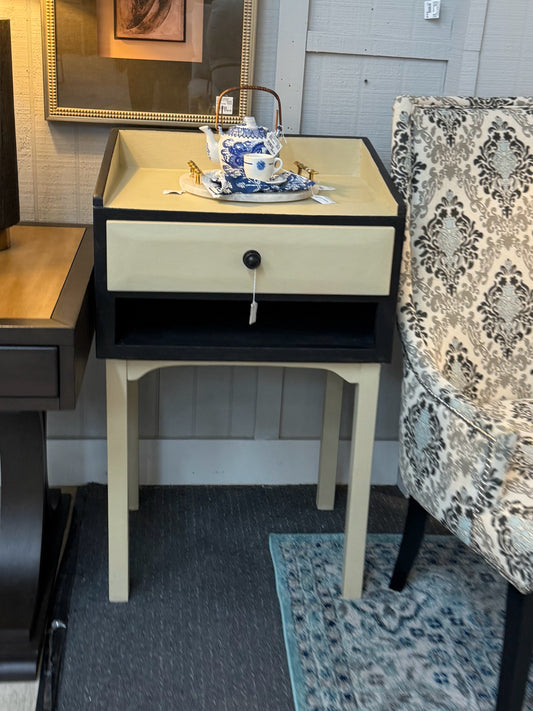 Cream and Black Coffee Bar