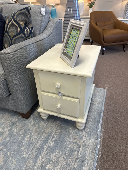 Buttercream Side Table