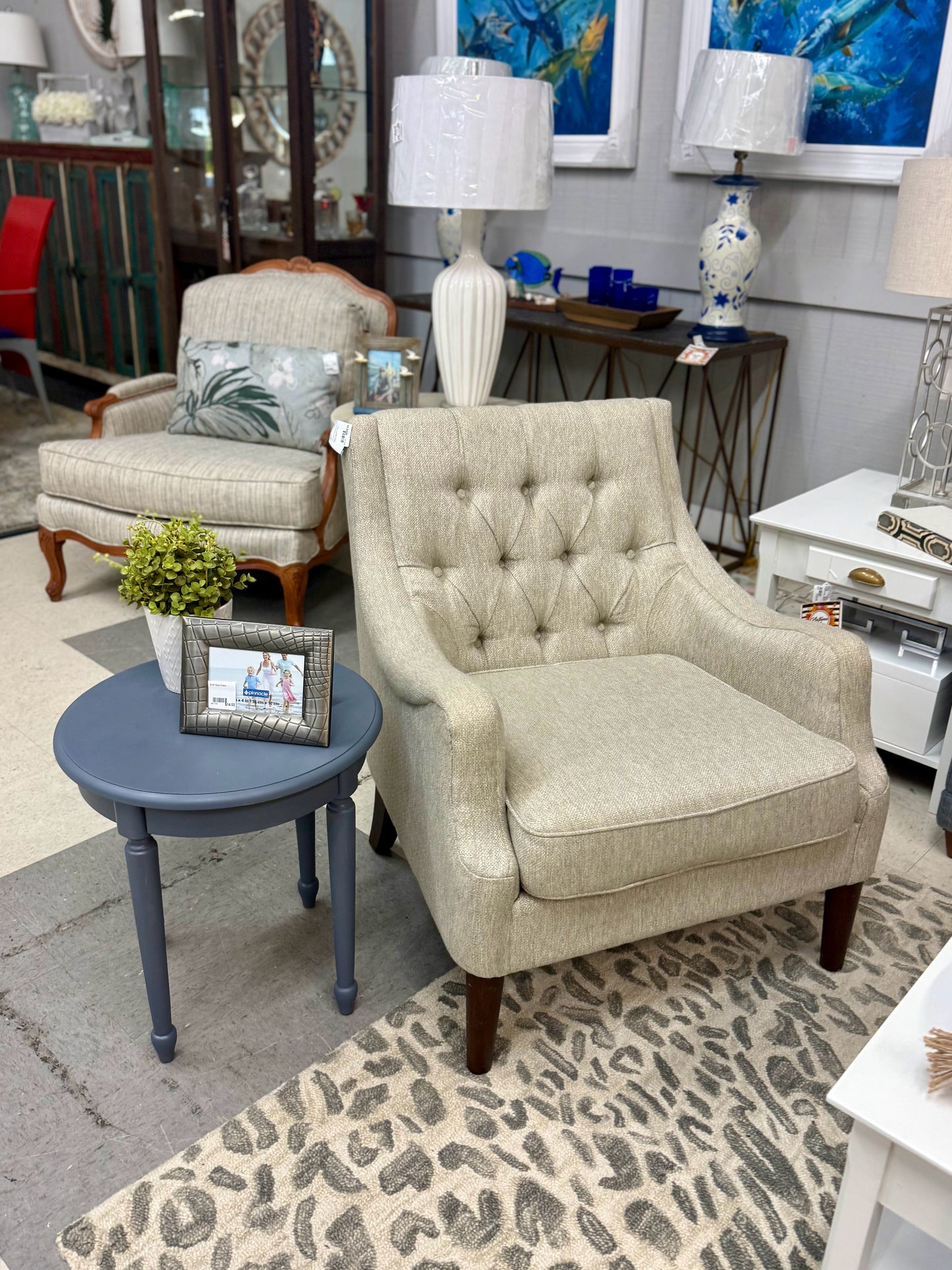 Oatmeal Tufted Accent Chair