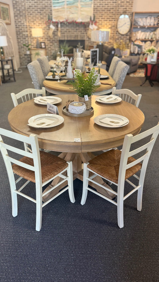 Set of 4 Cream Rush Bottom Dining Chairs