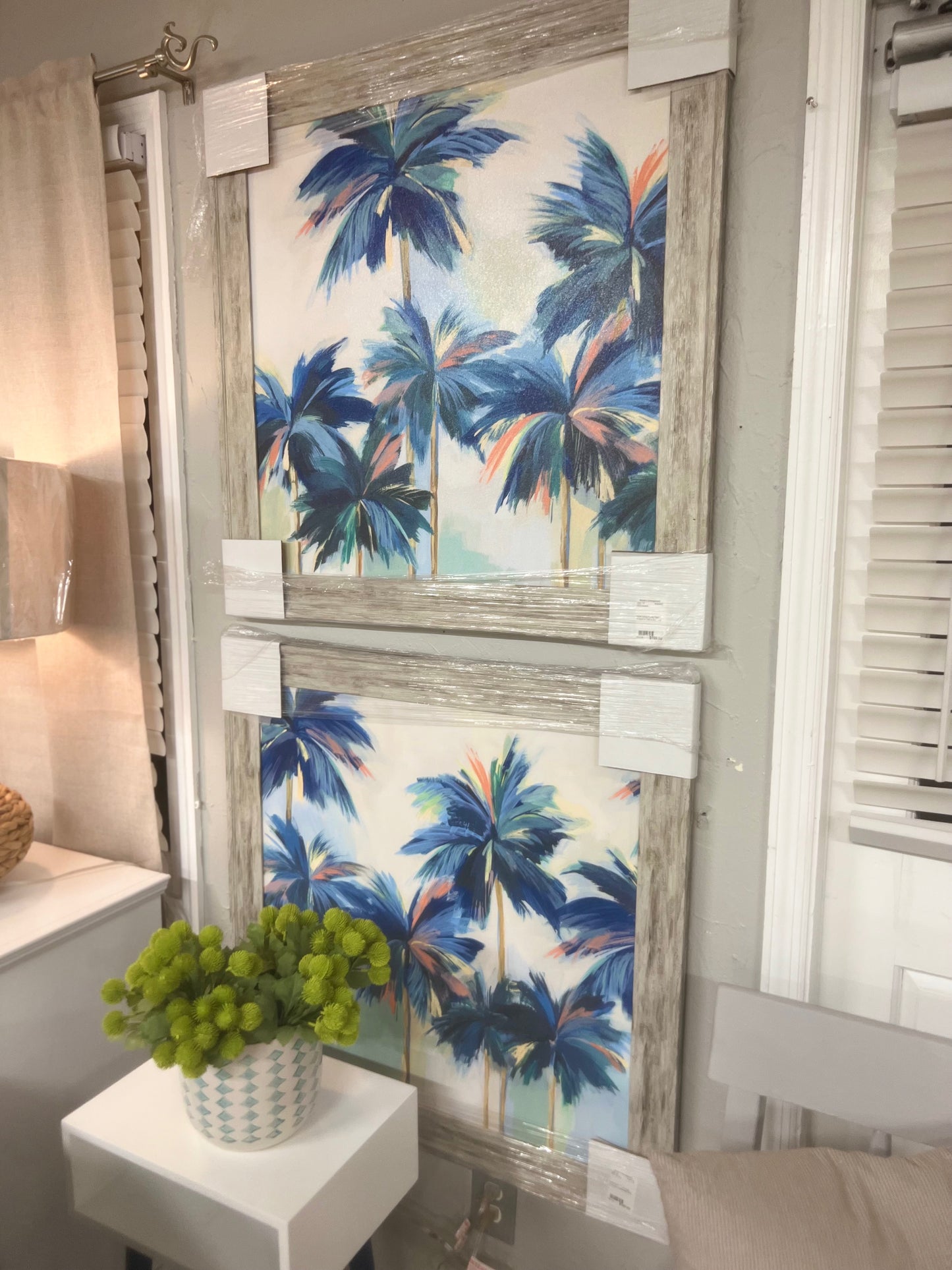 NEW Funky Palm Artwork – nicolesconsignment